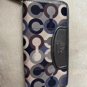 Womens Coach Wallet